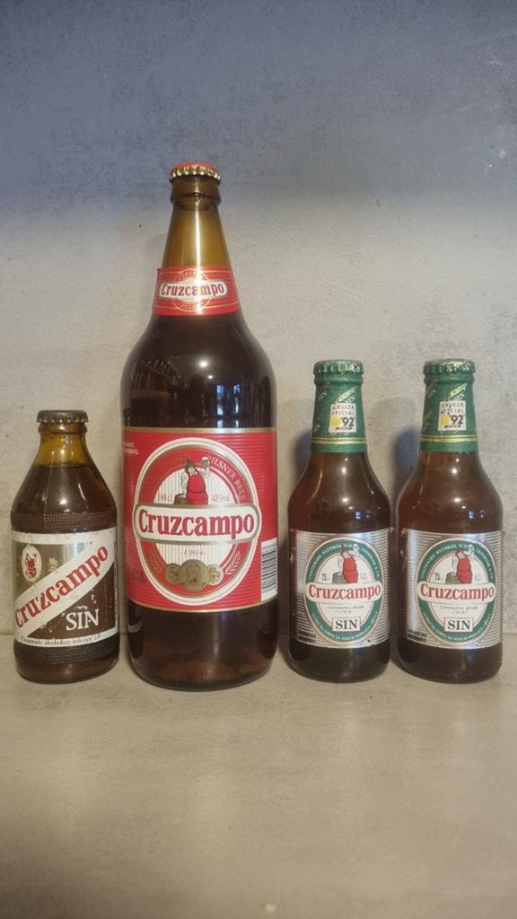 Cruzcampo, Spanje: gj ’79 + 1L '00 + 2x Expo glasjaar '92, Ophalen of Verzenden, Zo goed als nieuw, Flesje(s), Overige merken