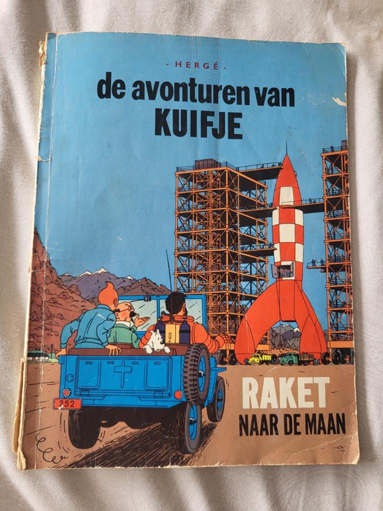 De Avonturen van Kuifje: Raket naar de Maan (Vintage) 1962, Boeken, Eén stripboek, Ophalen of Verzenden, Gelezen, Hergé