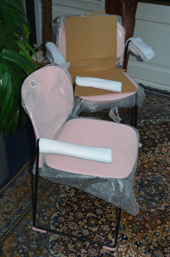 4 stuks Sticks roze EETKAMERSTOELEN met armleuning NIEUW!, Ophalen, Overige kleuren, Nieuw, Vier