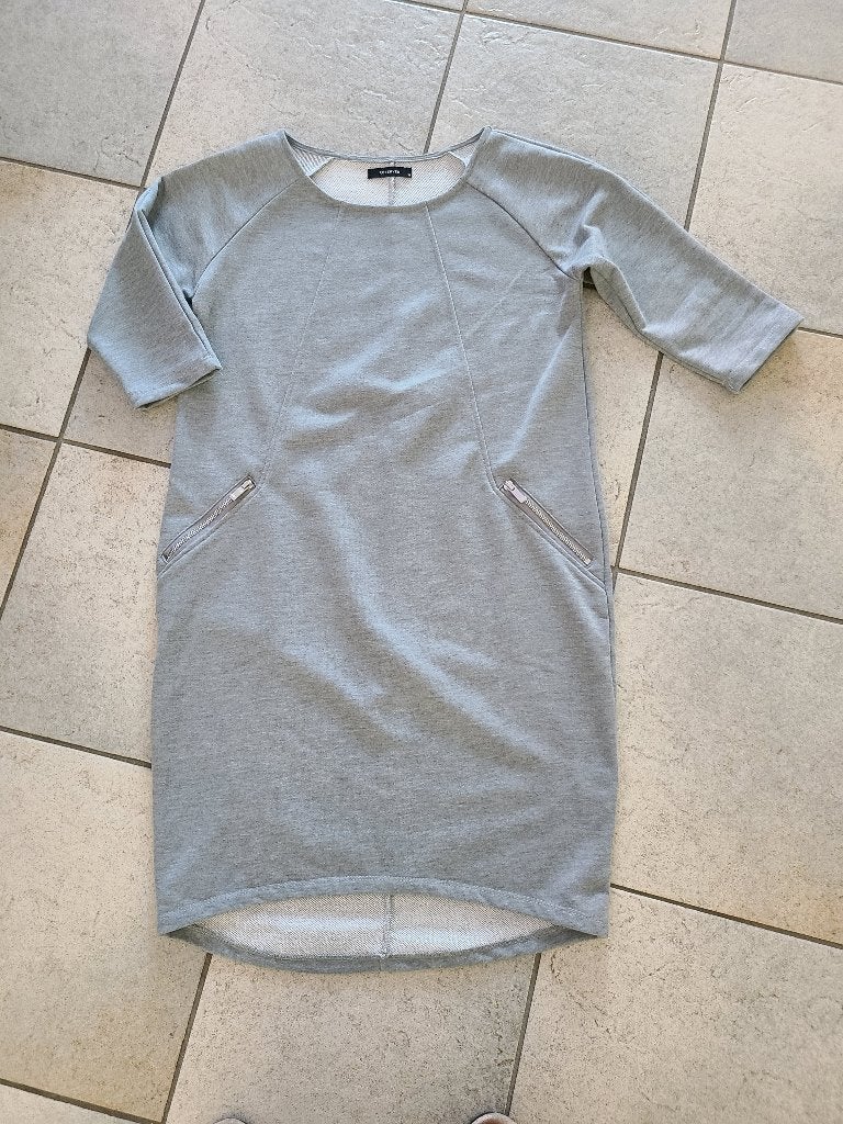 Grijze jurk met ritsen, Reserved, maat M, Maat 38/40 (M), Nieuw, Ophalen of Verzenden, Grijs