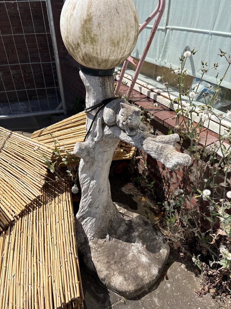 Buitenlamp met katje - gratis af te halen, Tuin en Terras, Buitenverlichting, Ophalen, Overige materialen, Gebruikt, -