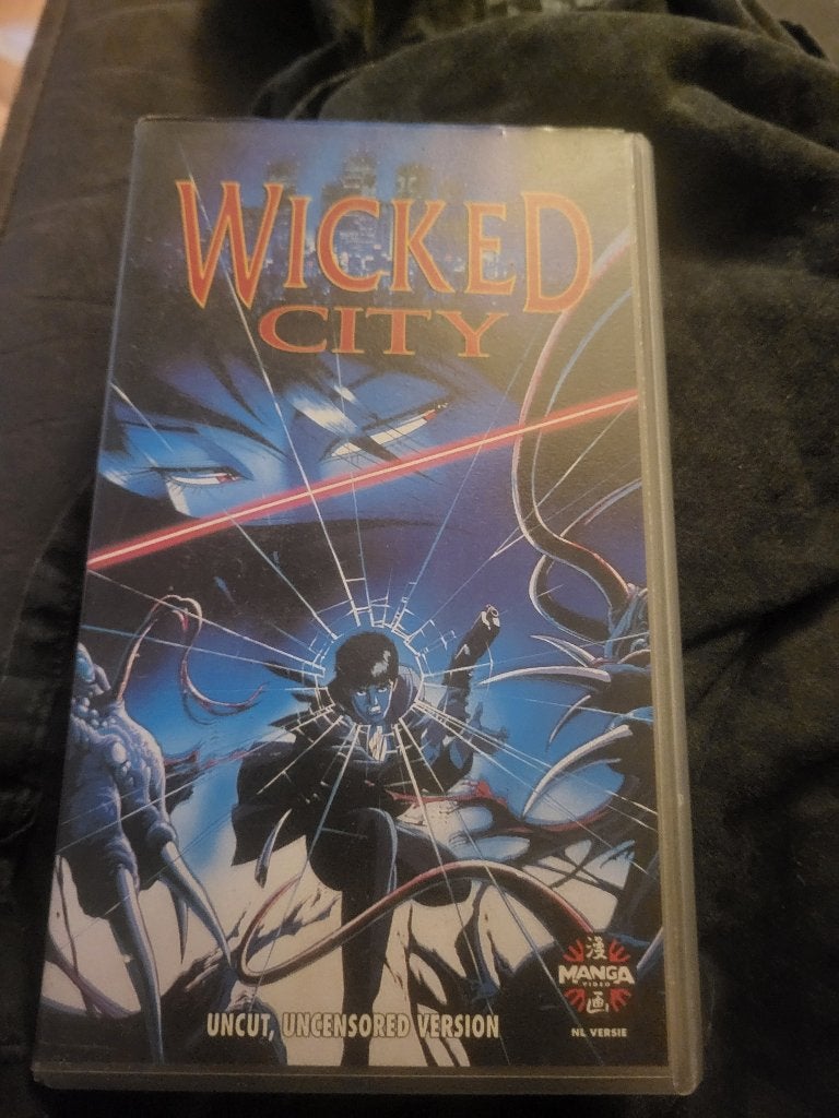 Wicked City, Vanaf 16 jaar, Ophalen, Zo goed als nieuw