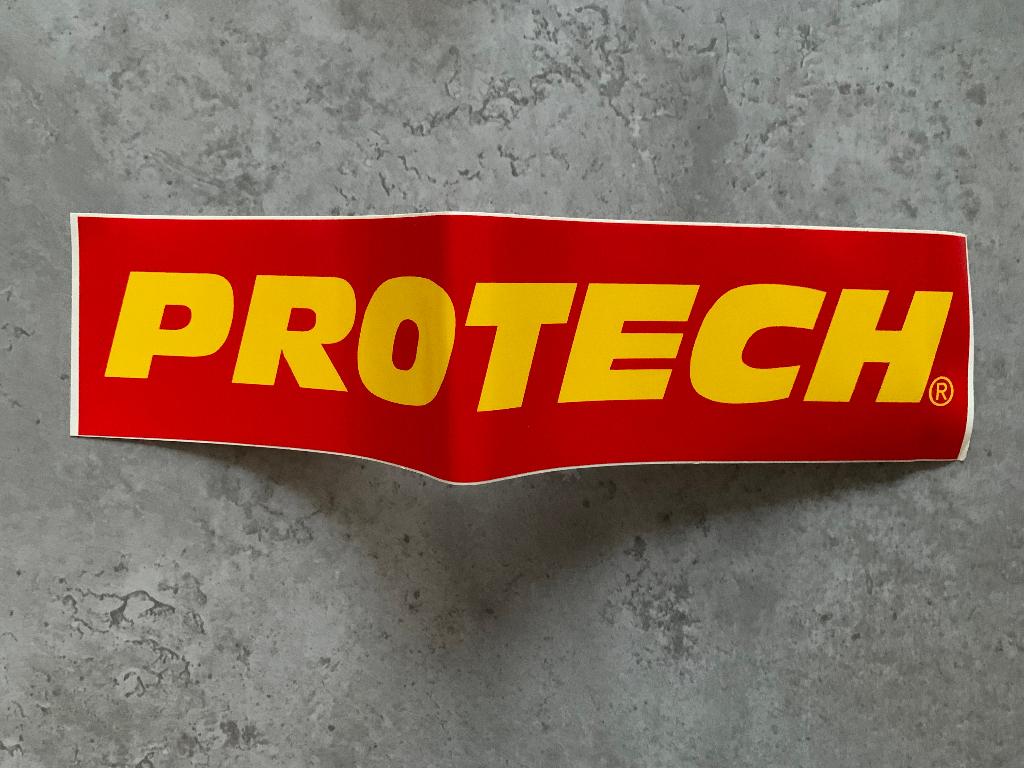 Protech sticker nieuw 33x7,5cm rc, Ophalen of Verzenden, Nieuw, Overige schalen, Auto offroad