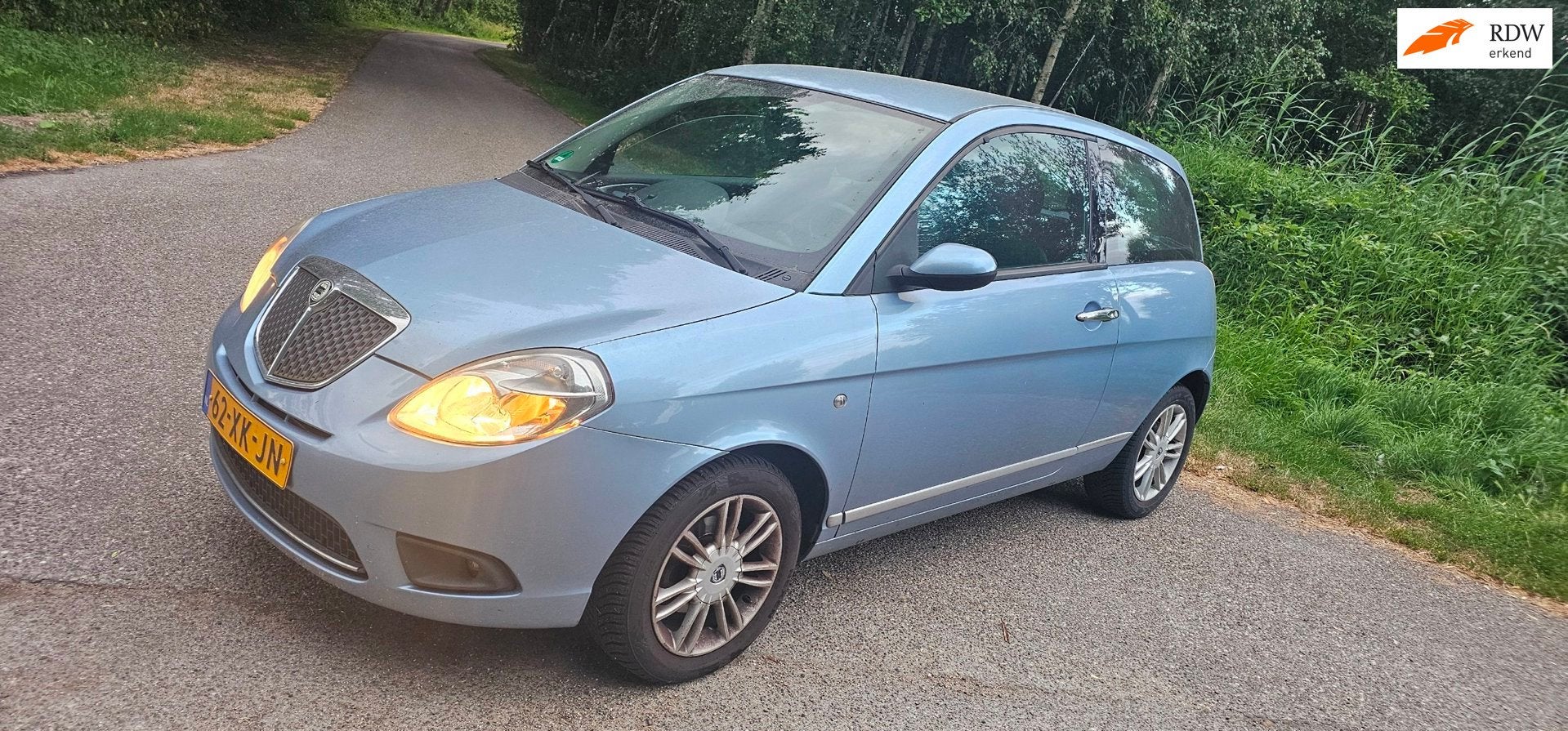 Lancia Ypsilon 1.4 Oro airco velgen lage kms, Voorwielaandrijving, Gebruikt, 31 €/maand, 4 cilinders