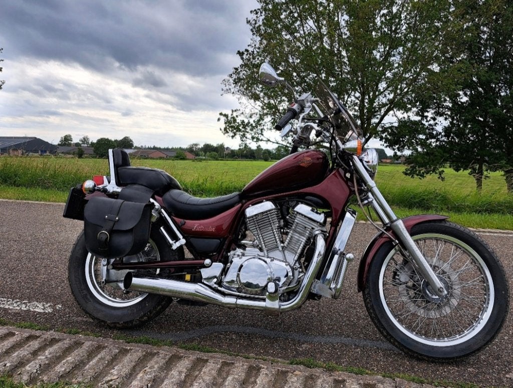Suzuki intruder, 750 cc, Chopper, Gebruikt, Particulier