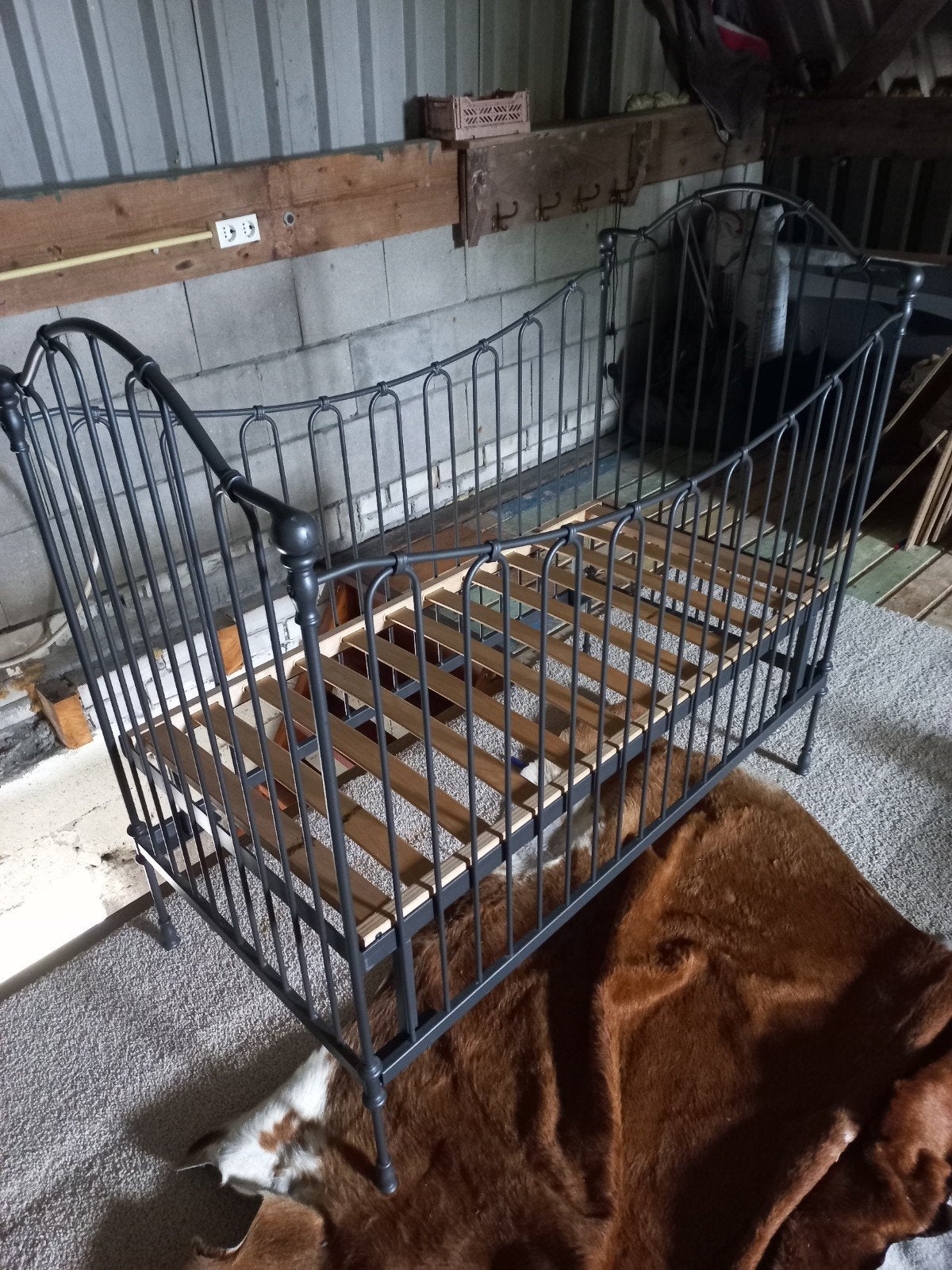 Diss  metalen ledikant met lattenbodem en matras, Ophalen of Verzenden, Zo goed als nieuw, Ledikant
