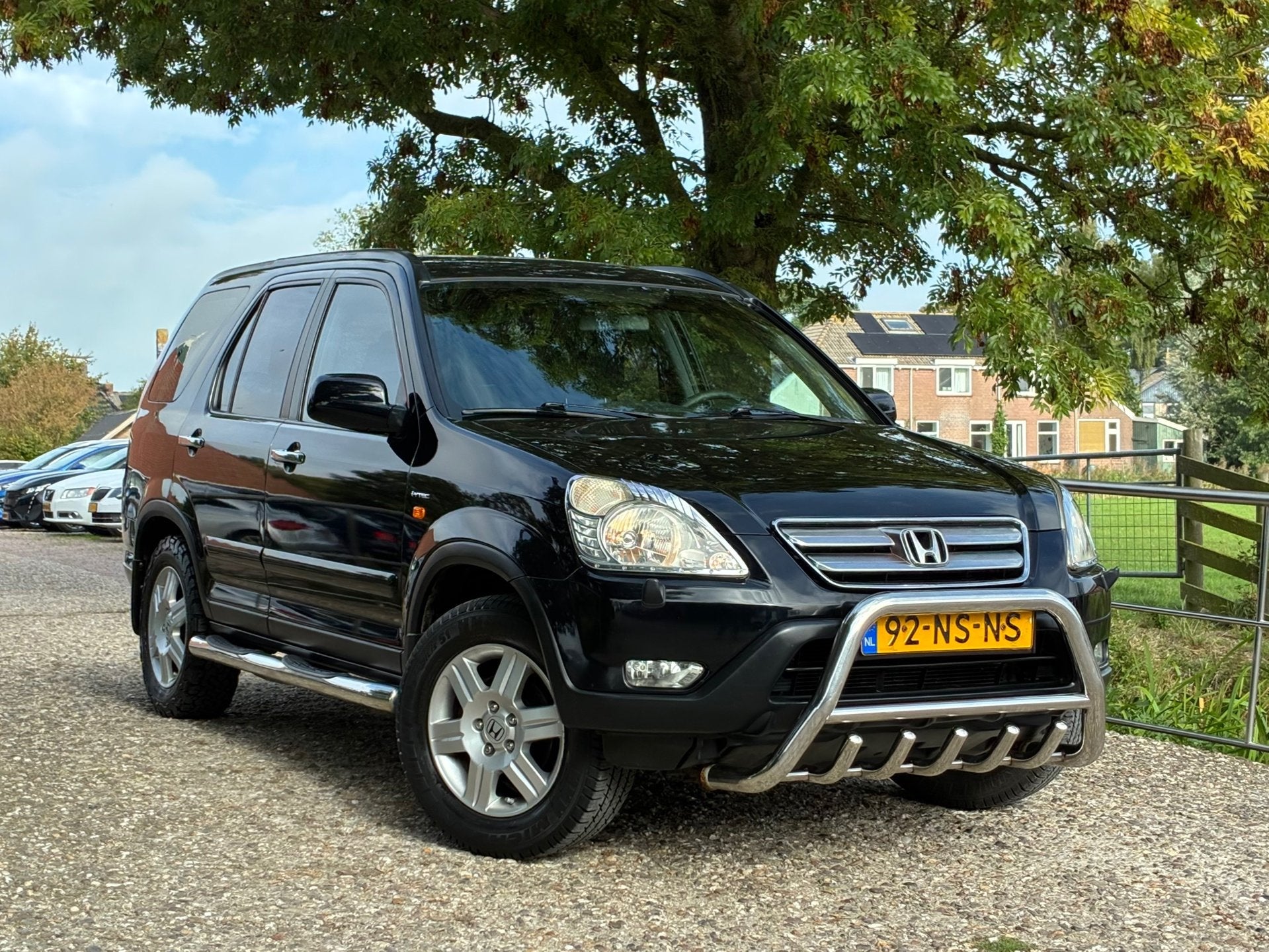 Honda CR-V 2.0i ES V-TEC | Automaat + Bullbar Nu € 3.975,-, Automaat, 1998 cc, Gebruikt, Zwart