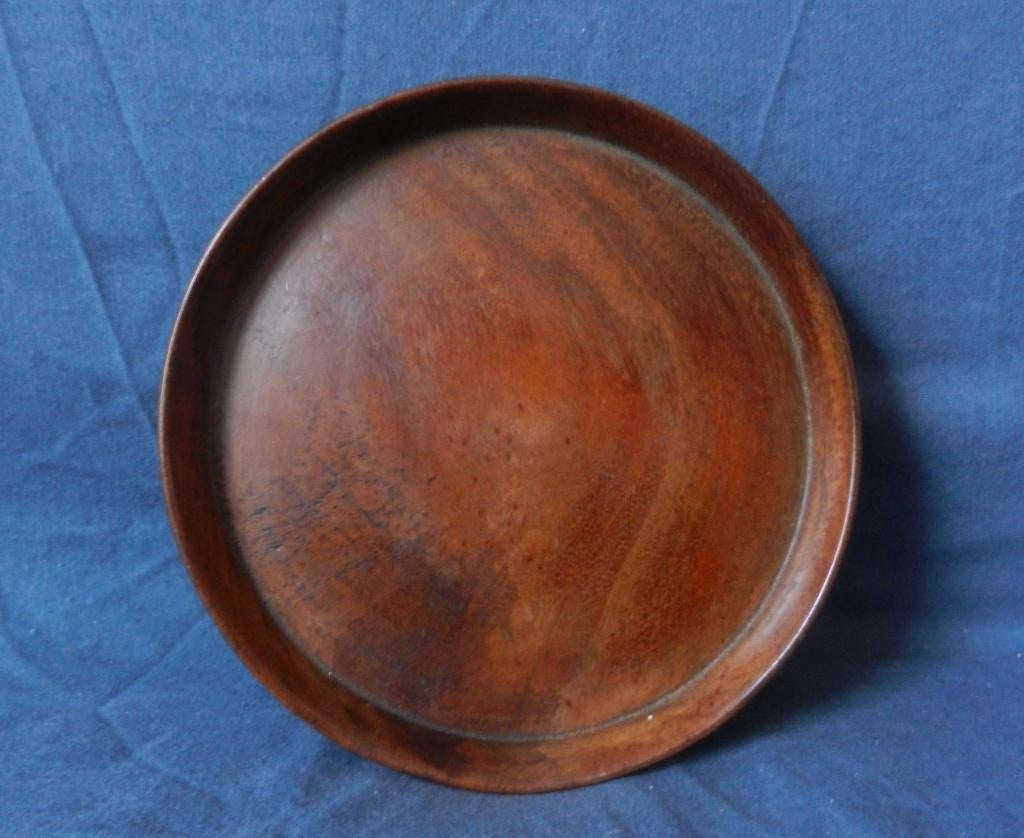 Grote mahoniehouten onderzetter gewelfde rand ca 1900 d 16,4, Antiek en Kunst, Ophalen of Verzenden