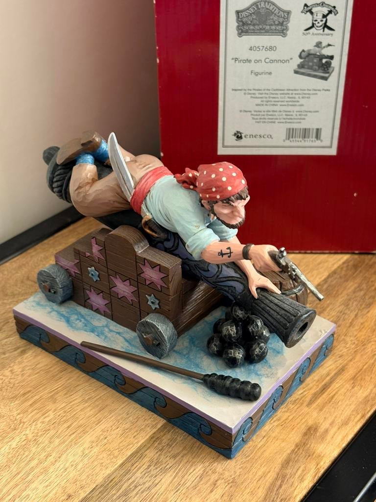 Disney parks excl d23 pirates Caribbean jim shore Traditions, Ophalen of Verzenden, Overige figuren, Zo goed als nieuw, Beeldje of Figuurtje
