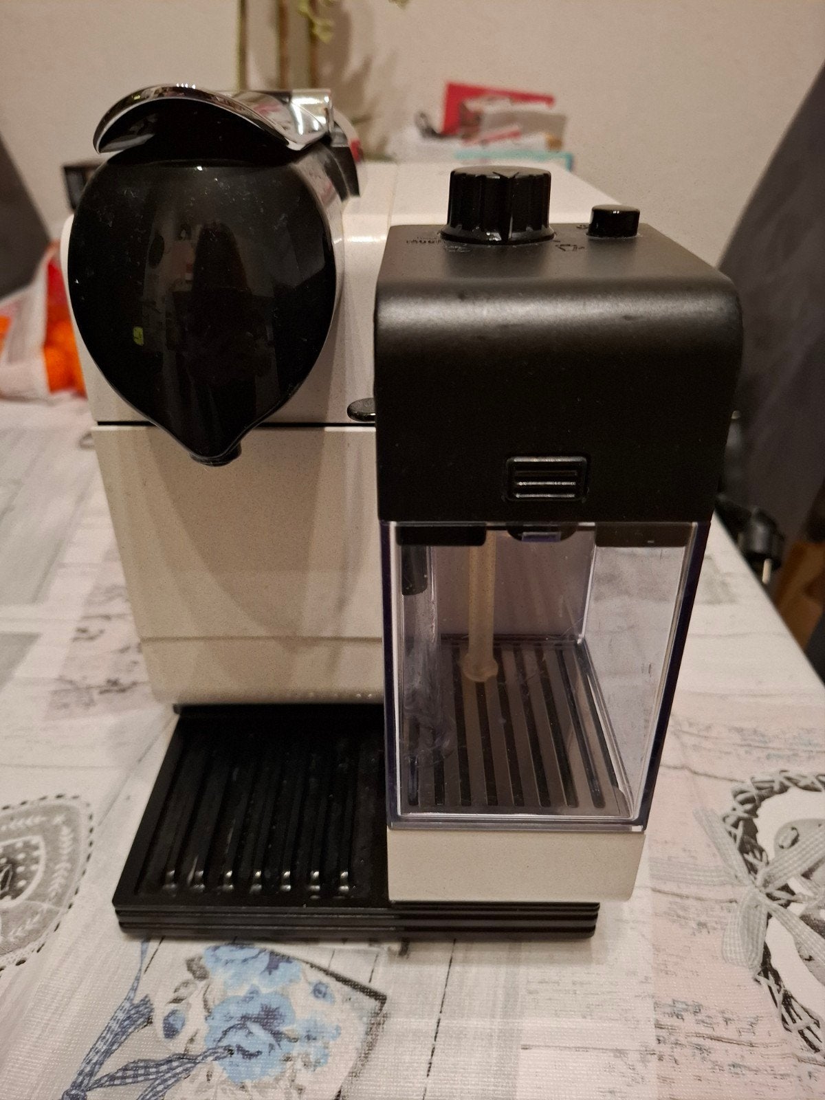 De'Longhi nespresso apparaat, Witgoed en Apparatuur, Espresso apparaat, Ophalen of Verzenden, Zo goed als nieuw, 1 kopje