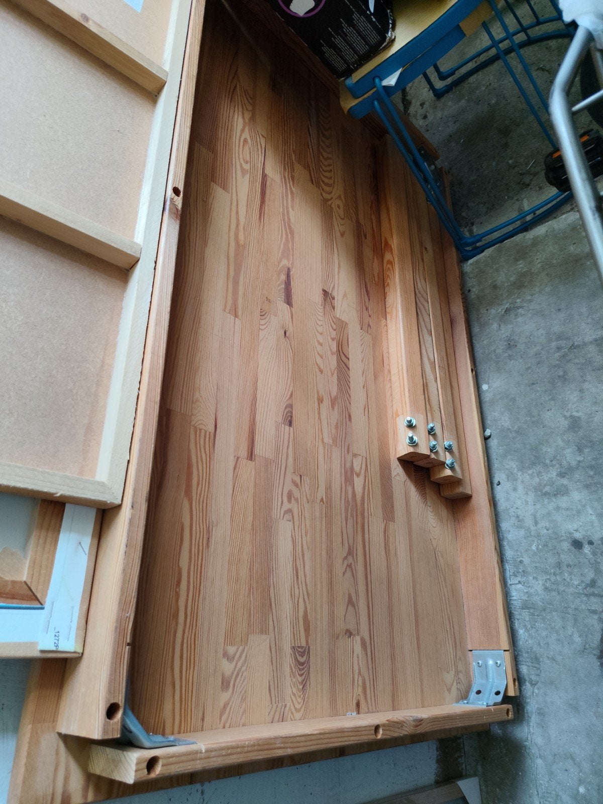 Houten eettafel met afschroefbare poten - Ikea, Huis en Inrichting, Tafels | Eettafels, Ophalen, Gebruikt, Overige houtsoorten