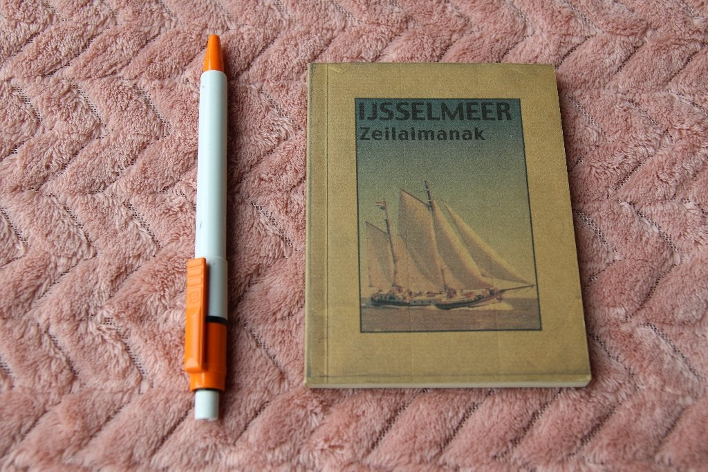 IJsselmeer zeilalmanak, Ophalen of Verzenden, Gelezen