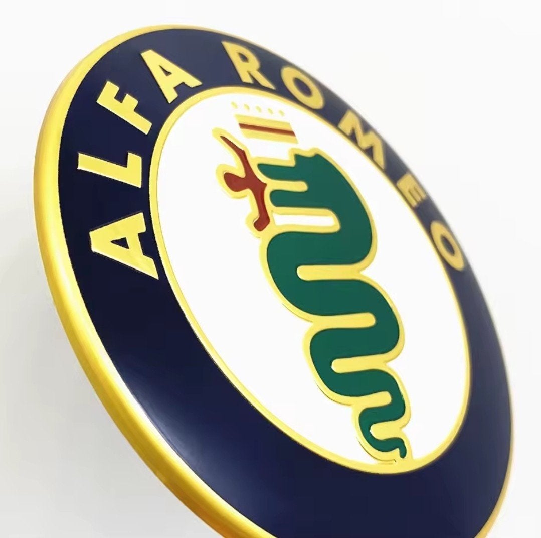 Logo Alfa Romeo. 74mm. Set van twee., Ophalen of Verzenden