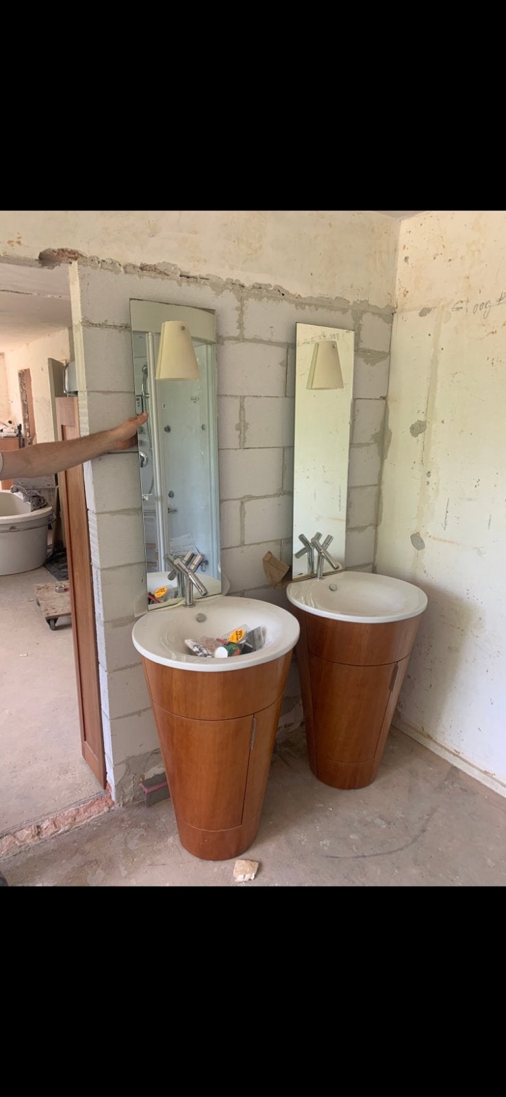 Philippe Starck Duravit wastafel, kraan, spiegel + lamp, Huis en Inrichting, Zo goed als nieuw, Minder dan 100 cm, 25 tot 50 cm