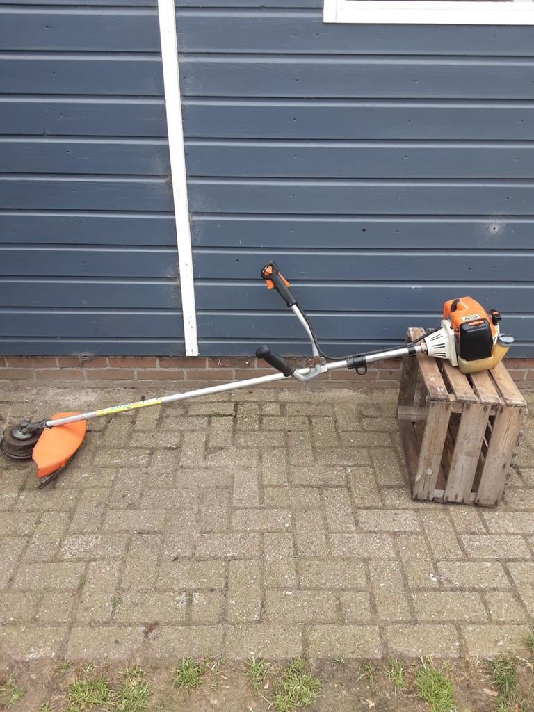 Stihl fs120 bosmaaier, Ophalen, Gebruikt, Benzine