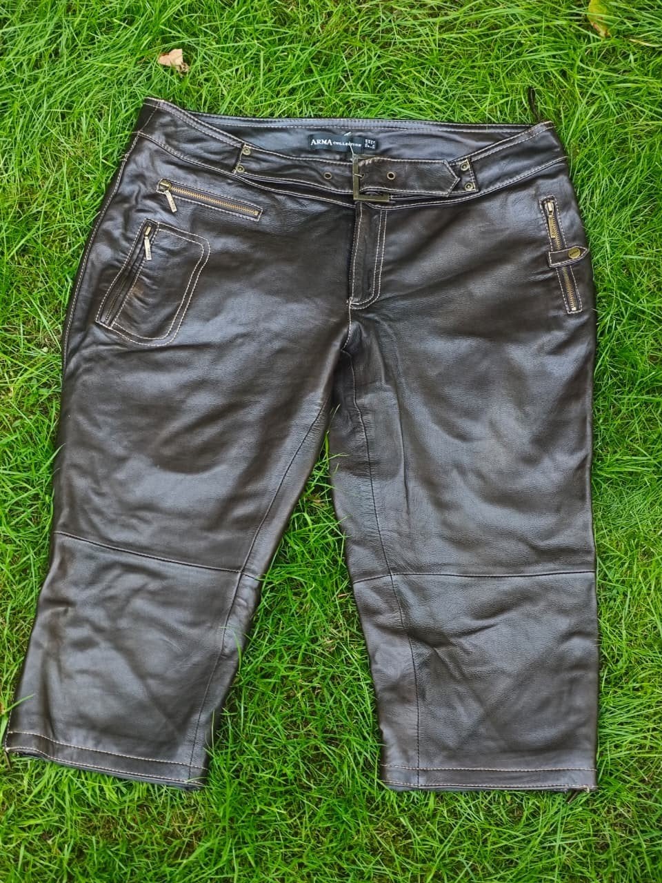 ARMA COLLECTION driekwart leren broek, maat 40, Kleding | Dames, Maat 38/40 (M), Bruin, ARMA COLLECTION, Ophalen of Verzenden