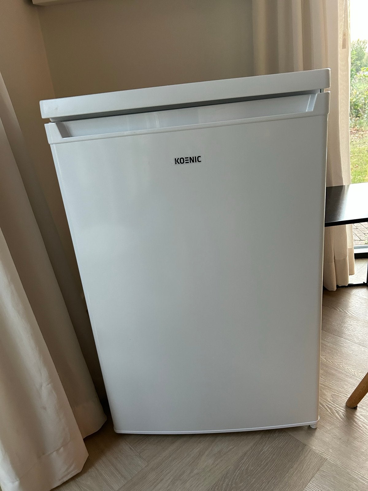 Koenic koelkast tafelmodel met vriesvak, Gebruikt, Minder dan 45 cm, Minder dan 75 liter, Met vriesvak