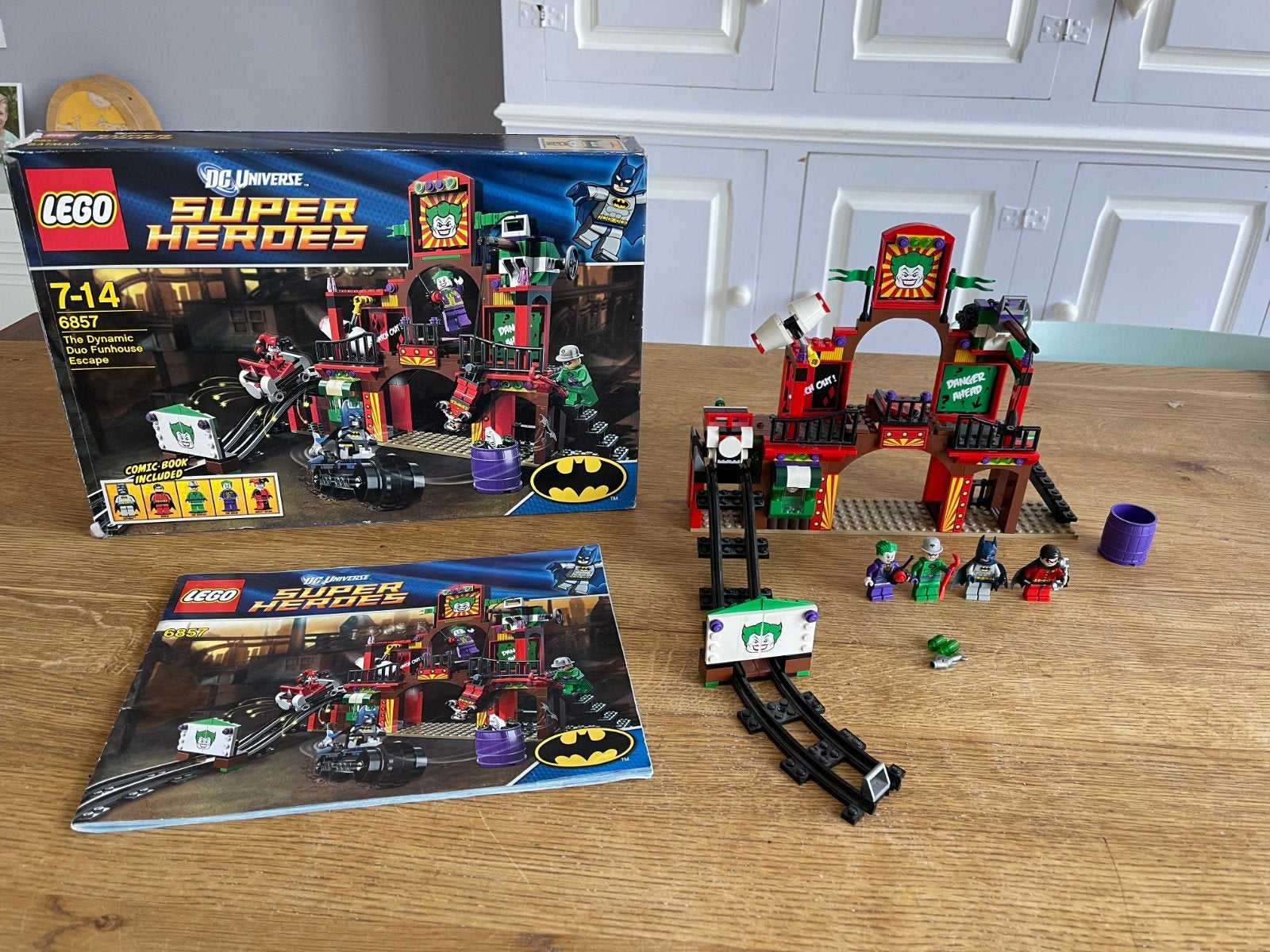 Lego Super Heroes 6857 The Dynamic Duo Funhouse Escape, Overige thema's, Lego, Ophalen of Verzenden, Zo goed als nieuw