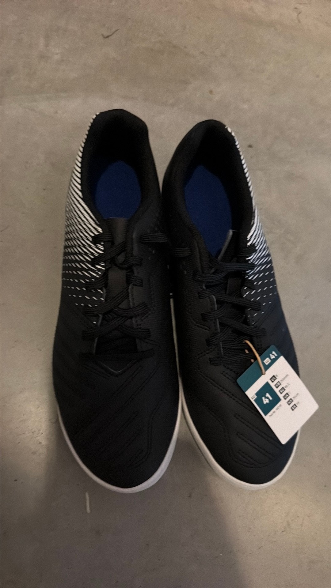 Kipsta voetbalschoen maat 41 nieuw, Ophalen, Schoenen, Nieuw, Maat M
