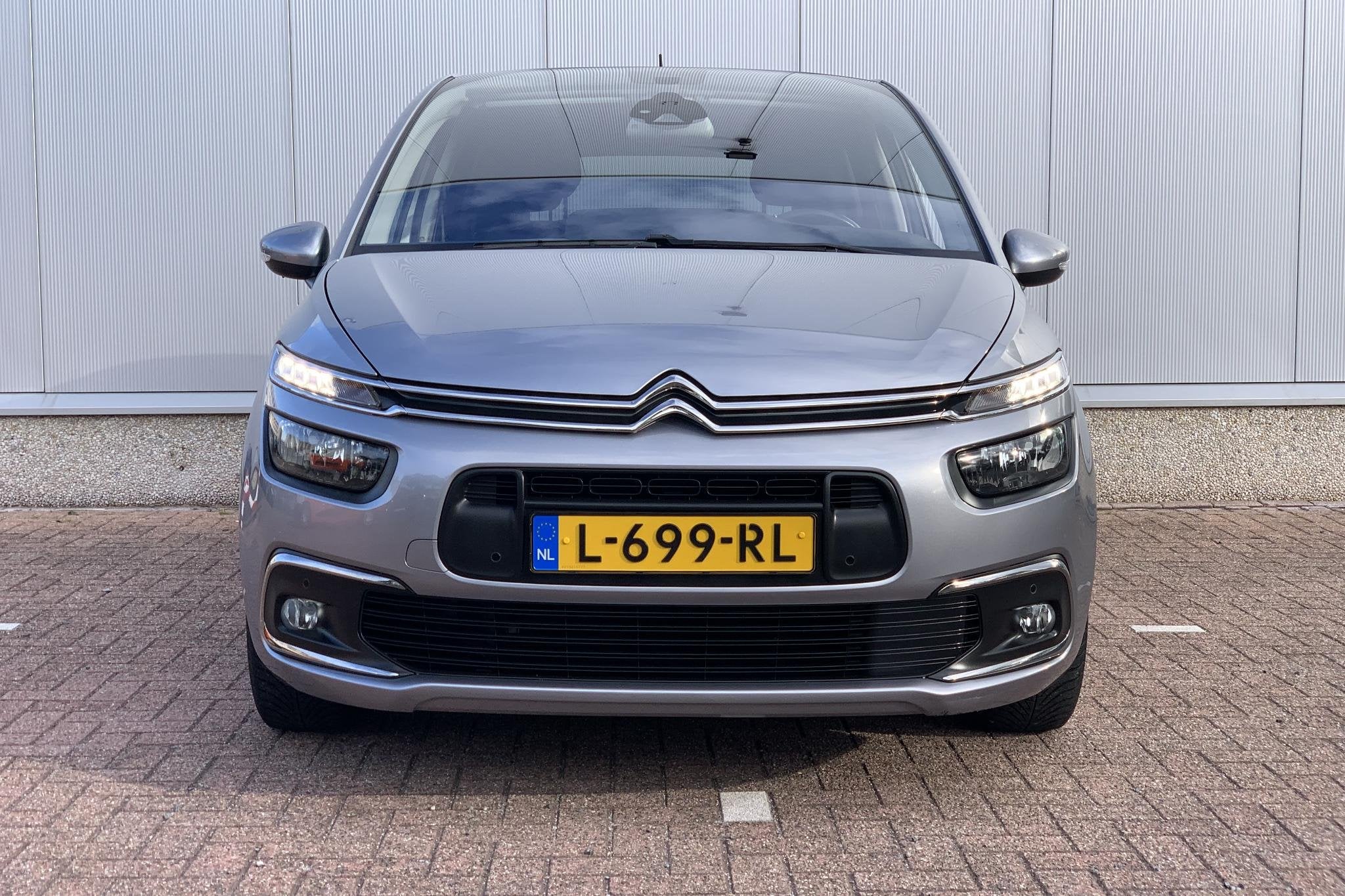 Citroen C4 SpaceTourer 1.2 PureTech Business | Stoelverwarmi, Auto's, Stof, Gebruikt, 1199 cc, 3 cilinders