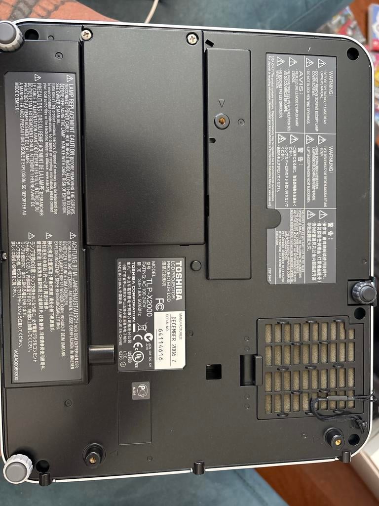 Toshiba TLP-X2000 Beamer Projector met afstandsbediening, Audio, Tv en Foto, Beamers, Gebruikt, LCD, Overige resoluties, Ophalen