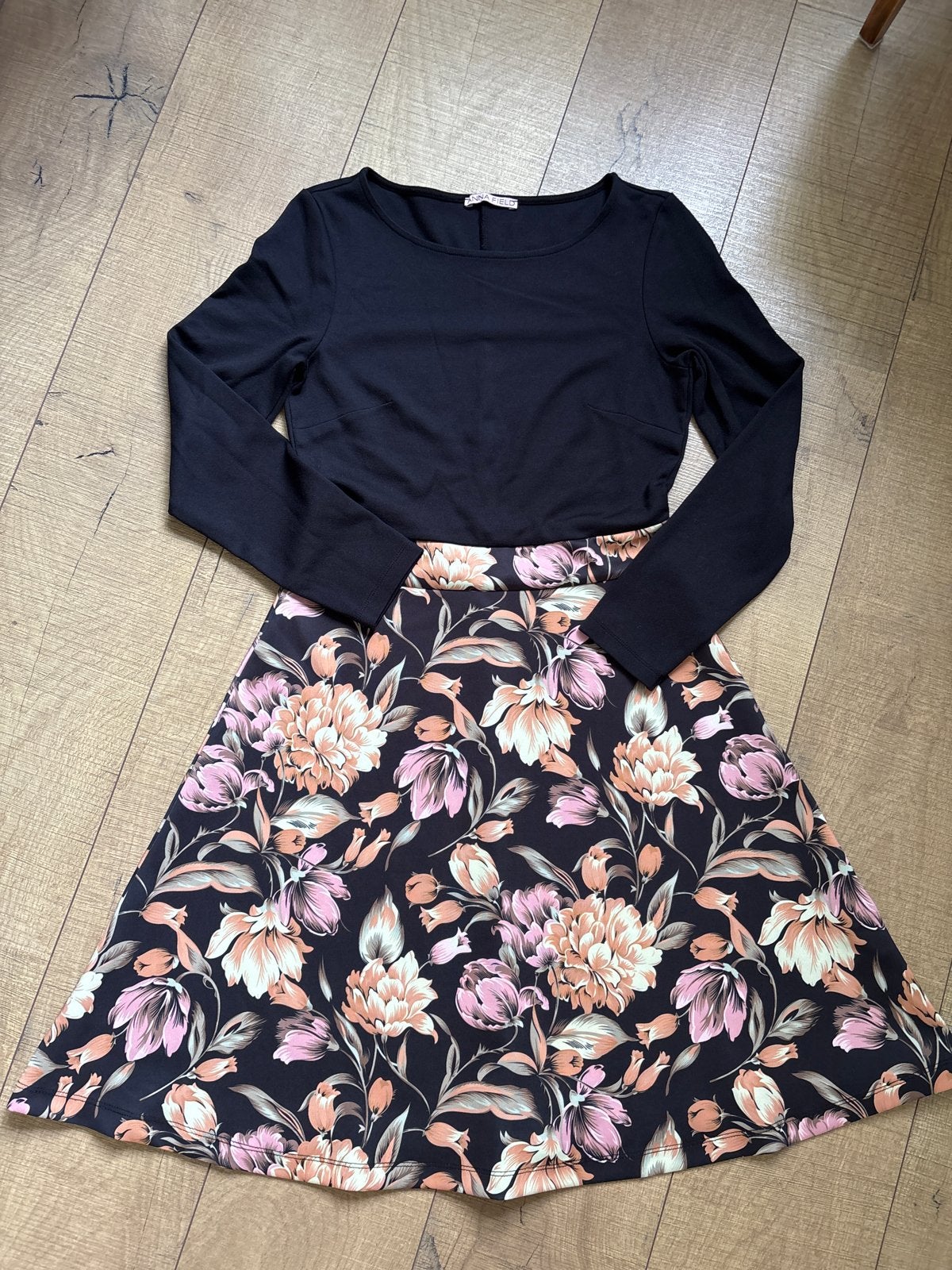 Feestelijke Anna Field Jurk Zwart met Bloemenprint Maat M, Maat 38/40 (M), Verzenden, Zwart, Zo goed als nieuw