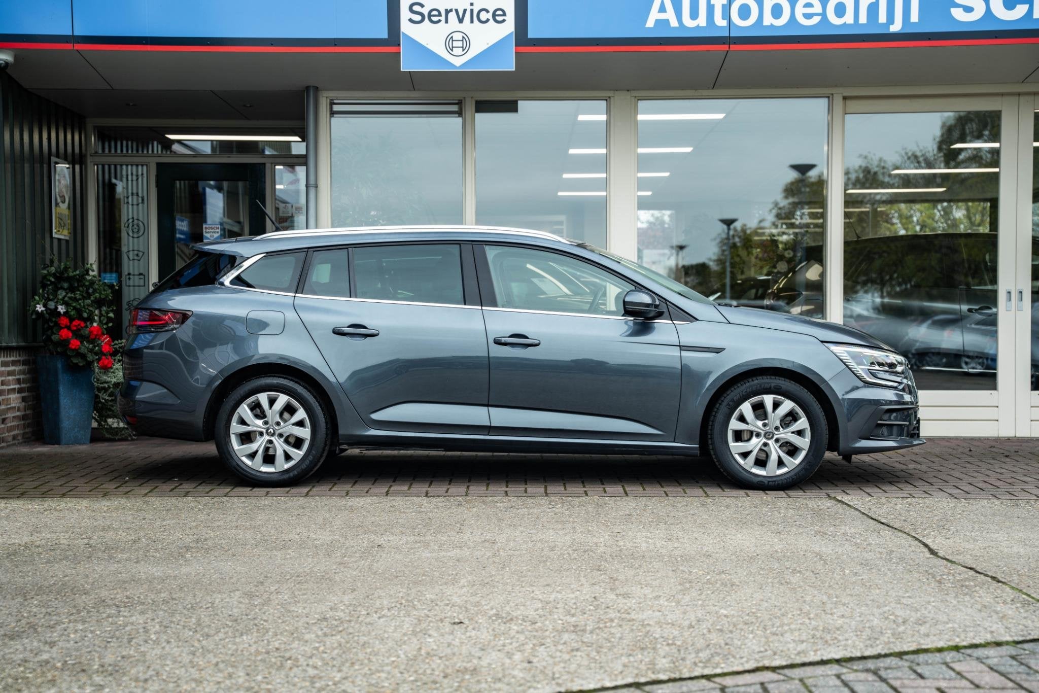 Renault Mégane Estate 1.0 TCe Zen, Auto's, 12 maanden, Stof, Gebruikt, Euro 6