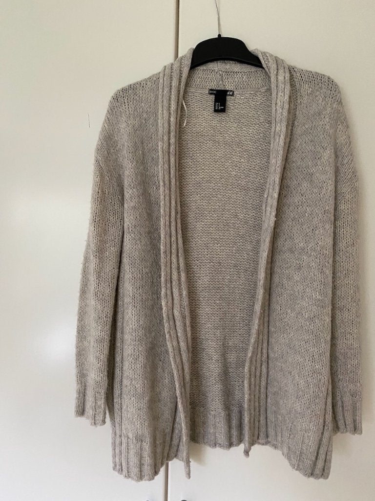Grof gebreid grijs vest met wol maat S, Maat 38/40 (M), H&M, Ophalen of Verzenden, Grijs