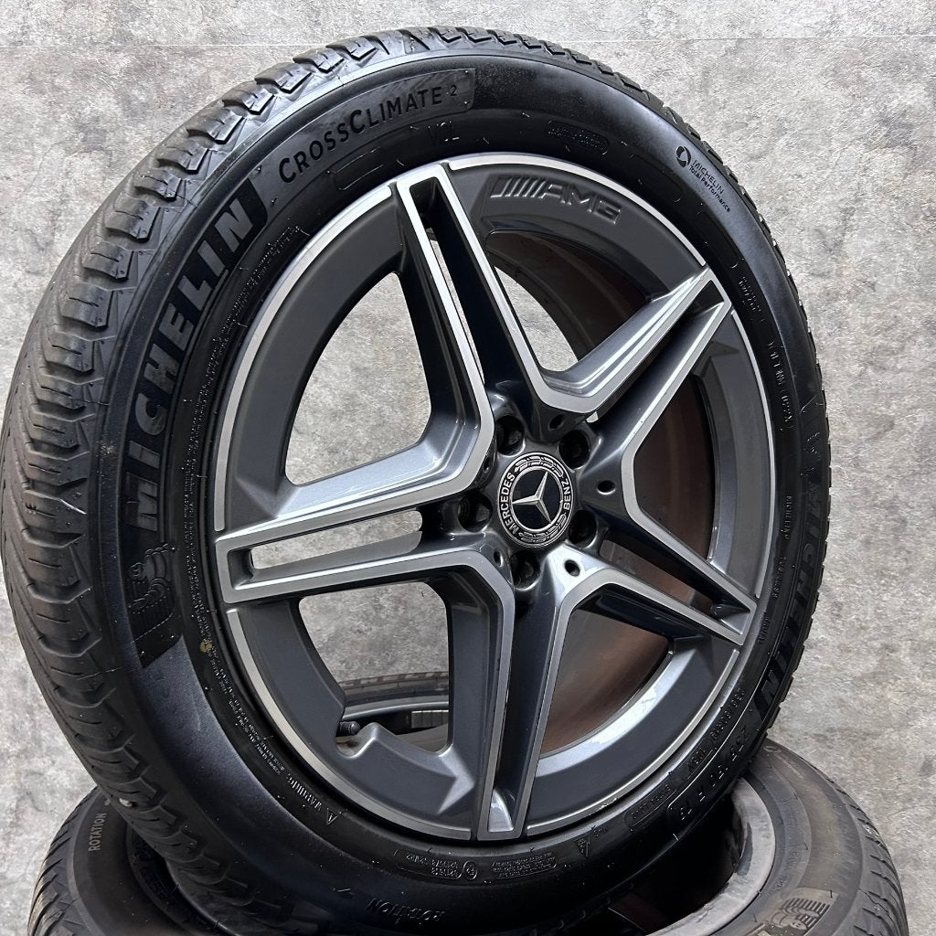 19 inch originele AMG velgen + all season banden MB GLB GLA, Auto-onderdelen, Banden en Velgen, 19 inch, Gebruikt, Banden en Velgen