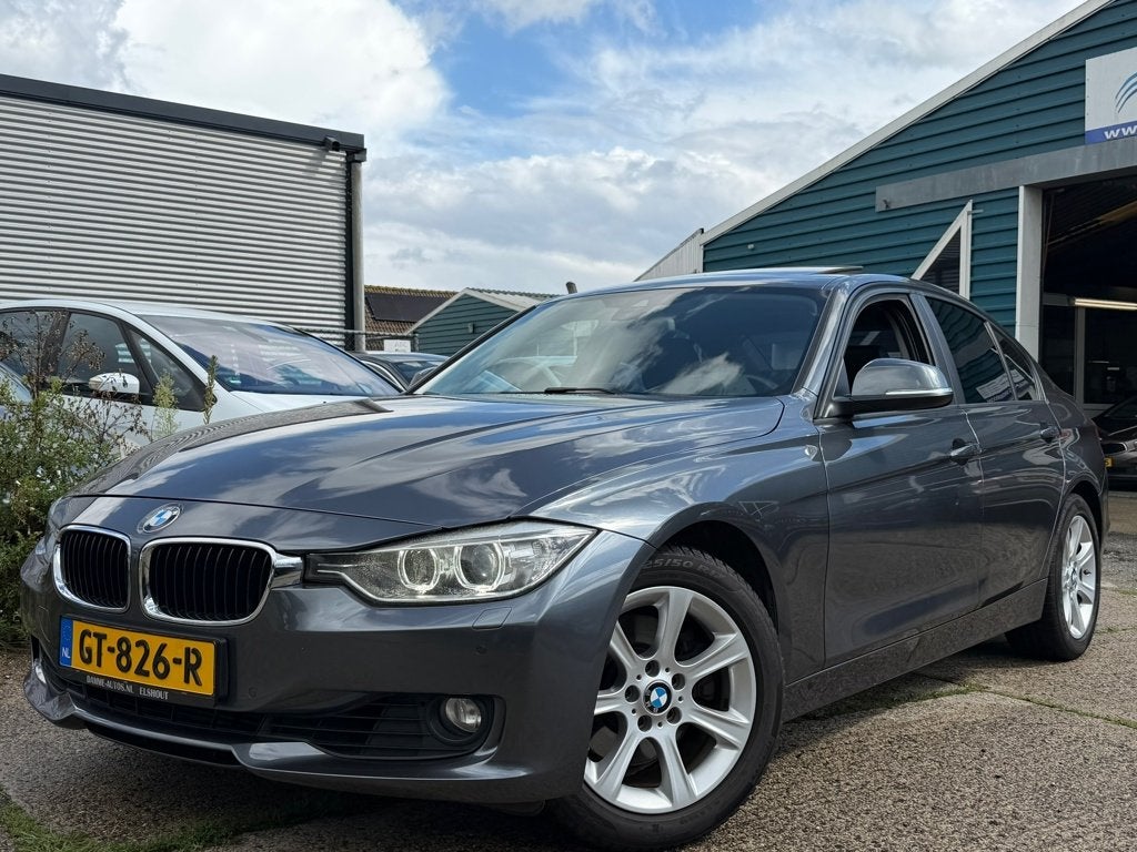 BMW 3-serie 330D High EXE Aut8 ECC | LMV | Leer | Navi | Sch, Auto's, Automaat, Euro 5, Achterwielaandrijving, 2993 cc