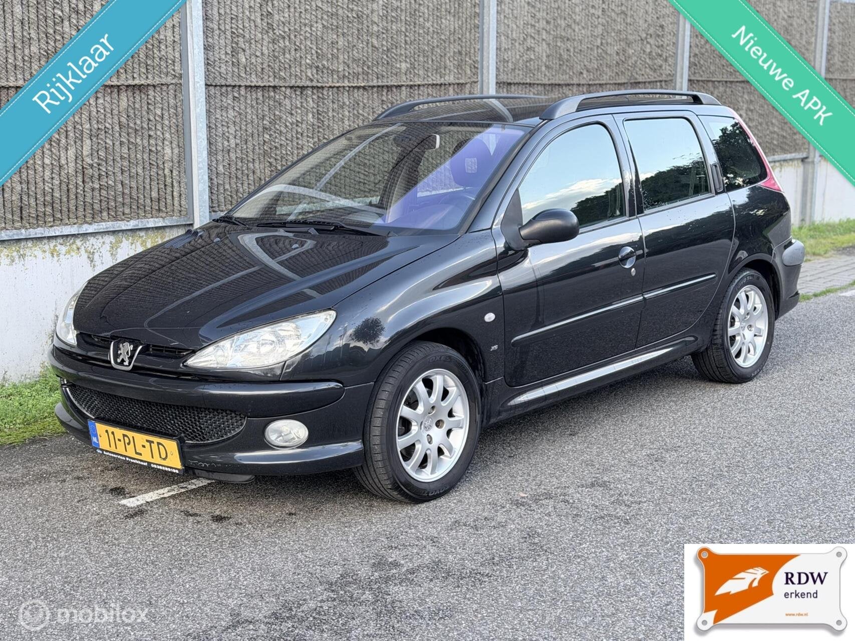 Peugeot 206 SW 1.6-16V Griffe NAP/NWE APK/AIRCO/NETTE AUTO, Voorwielaandrijving, 15 km/l, 4 cilinders, Zwart