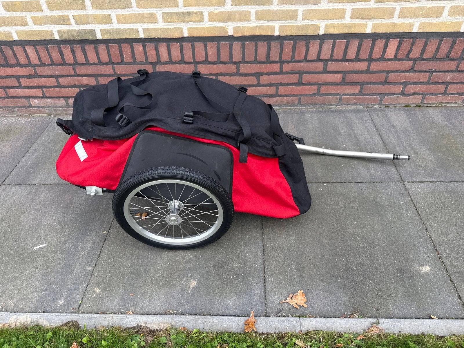 Radical Fietsaanhanger met extra banden en koppeling, Ophalen of Verzenden, Zo goed als nieuw, Bagagekar