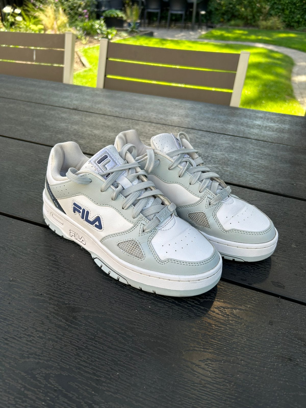 Fila schoenen maat 38, Kleding | Dames, Ophalen of Verzenden, Zo goed als nieuw, Wit, Sneakers of Gympen