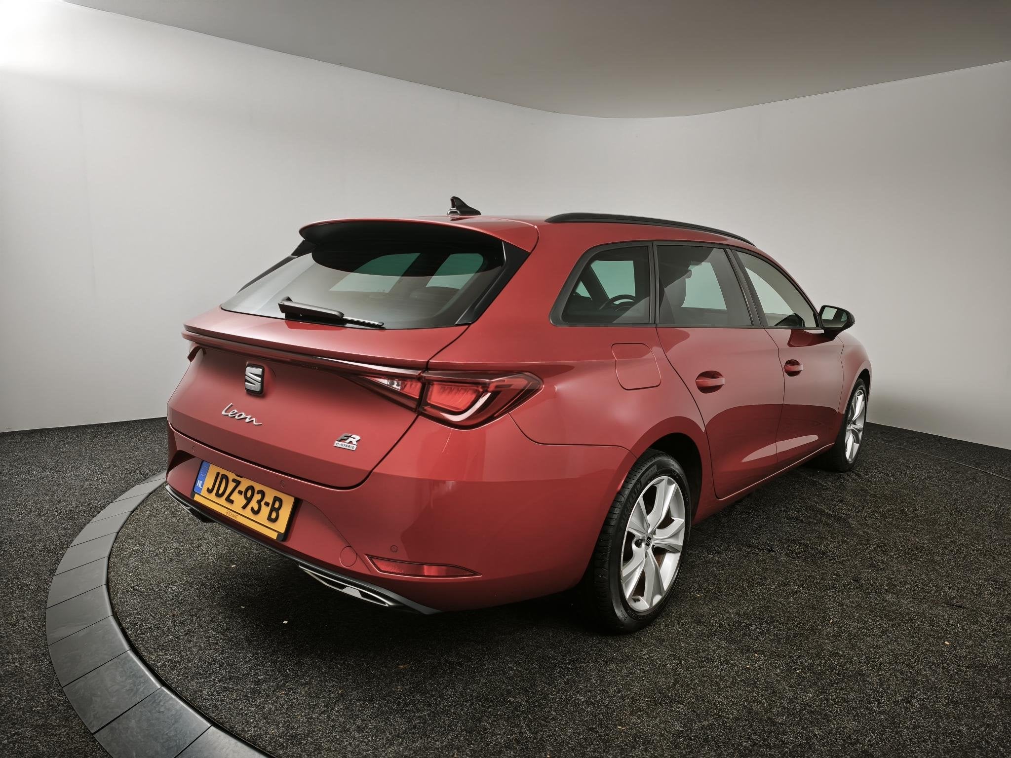 SEAT Leon Sportstourer 1.4 TSI eHybrid PHEV FR Business Inte, Stof, Gebruikt, 4 cilinders, Leon