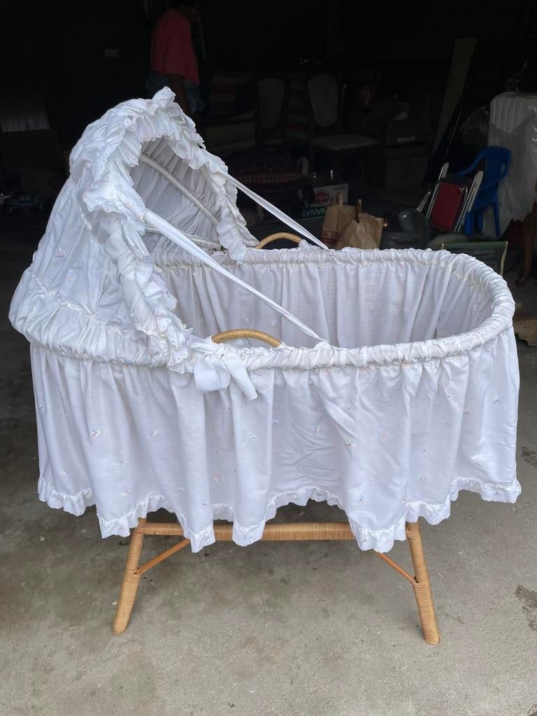 Schattige wieg, Kinderen en Baby's, Babywiegjes en Ledikanten, Ophalen, Wieg