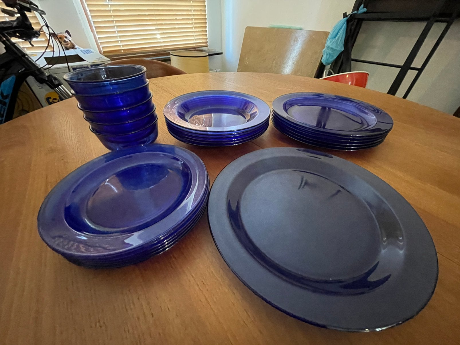 Vintage Arcoroc France kobaltblauw glas bordenset/servies, Ophalen of Verzenden, Bord(en), Overige stijlen, Glas