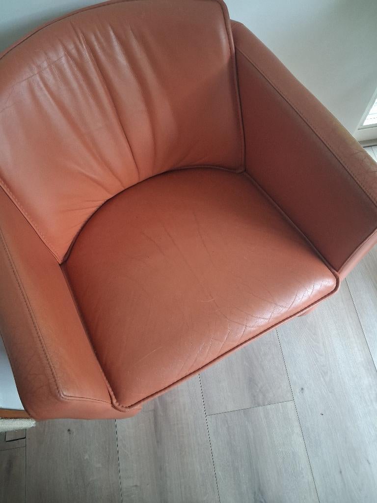 Leolux Saga fauteuil roestbruin/ oranje, Huis en Inrichting, Fauteuils, Ophalen, 75 tot 100 cm, Leer, 50 tot 75 cm