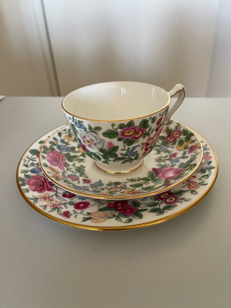 Servies Crown Staffordshire Fine Bone China England, Ophalen of Verzenden