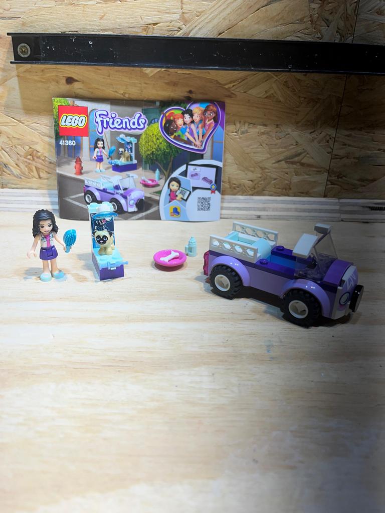 LEGO Friends 41360 Emma's Mobiele Dierenkliniek, Ophalen of Verzenden, Zo goed als nieuw, Overige merken