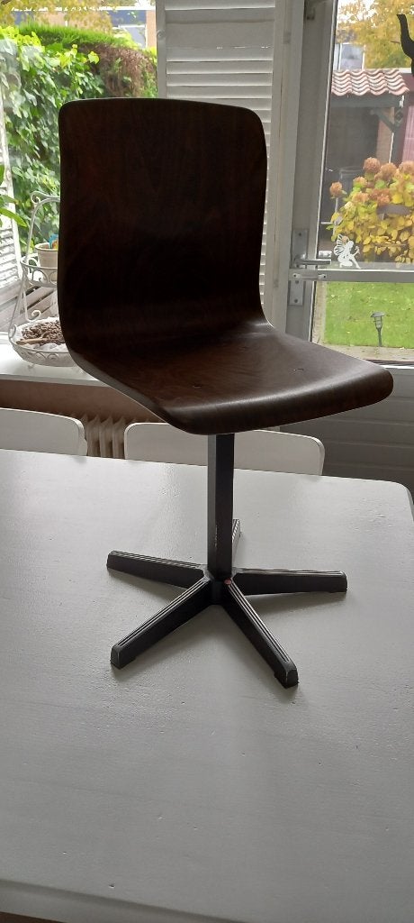 Vintage schoolstoeltje met vijfpoten, Ophalen