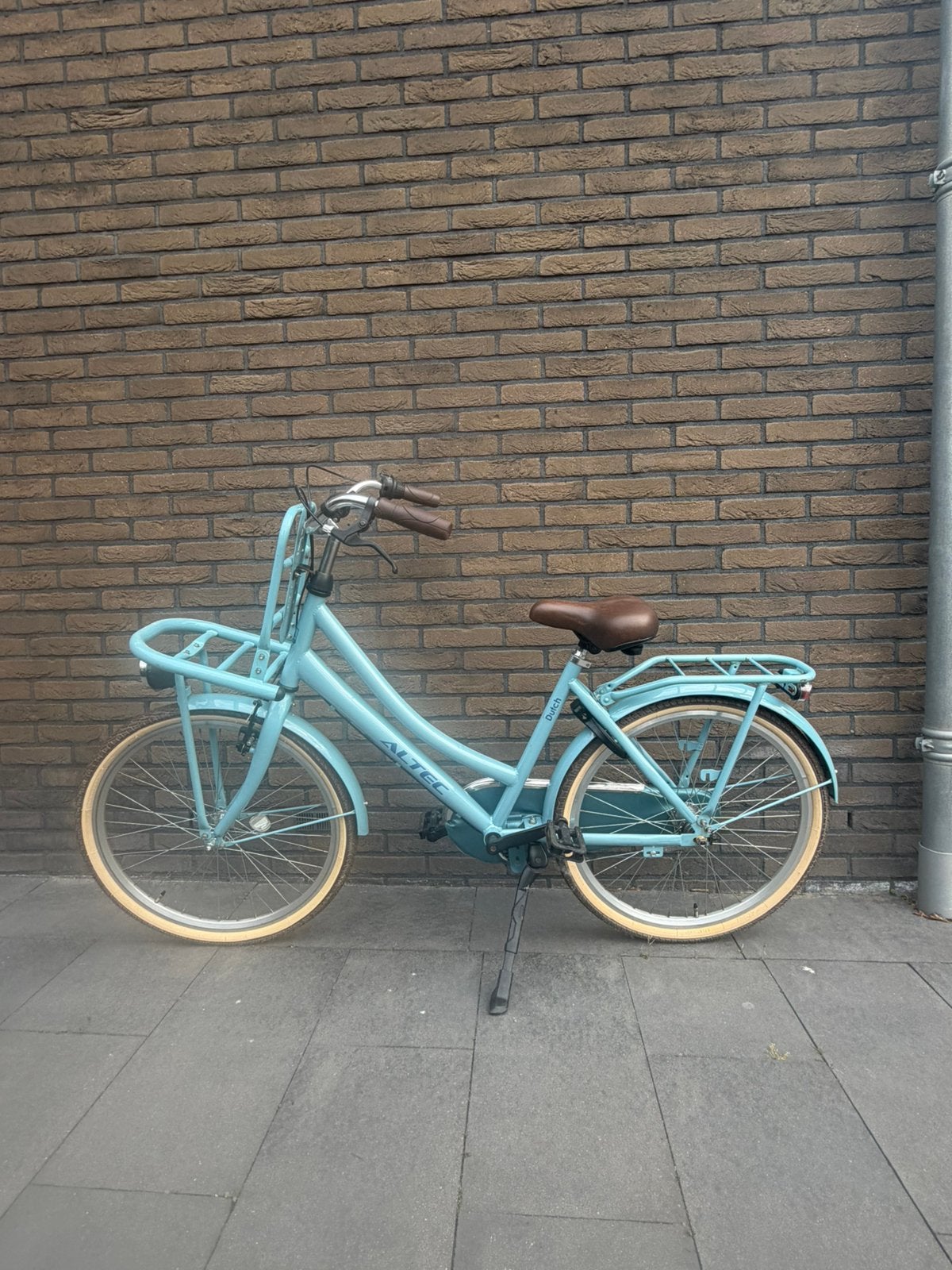 Altec Dutch meisjesfiets – 24 inch – blauw, Fietsen en Brommers, Fietsen | Meisjes, Ophalen, Zo goed als nieuw, 24 inch, Handrem