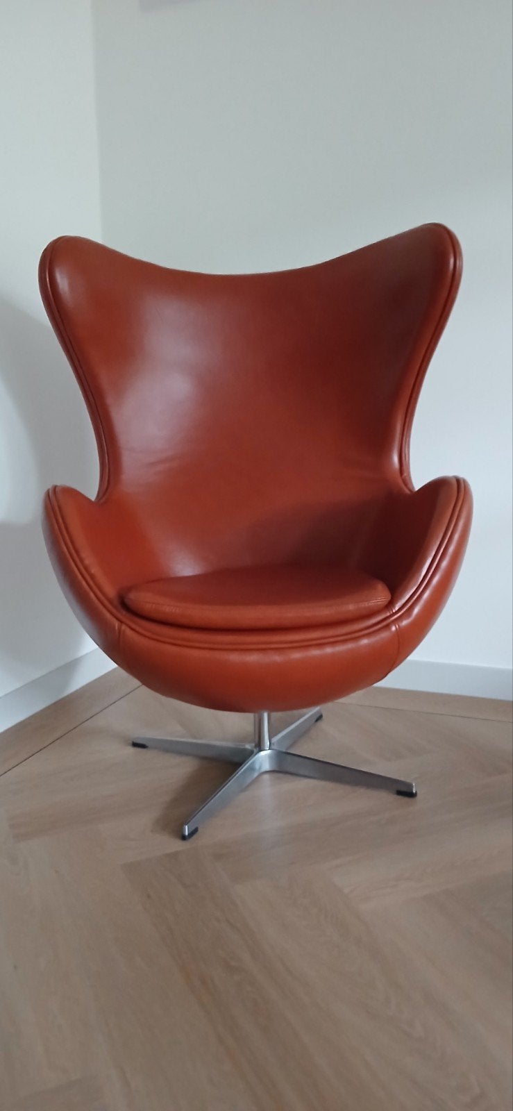 Fritz Hansen Egg Chair replica Cognac Leer + event. Ottoman, Huis en Inrichting, Fauteuils, Ophalen, Egg chair, Arne Jacobsen