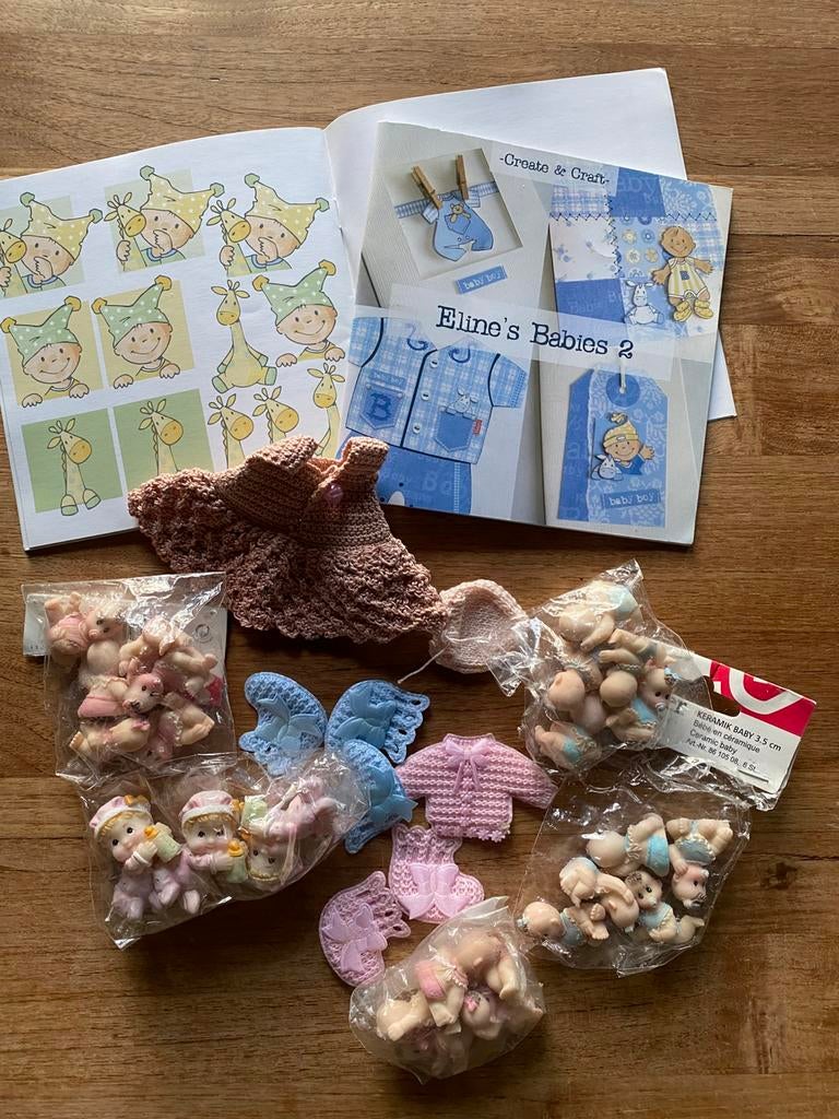 Pakket voor het maken van babykaarten, Hobby en Vrije tijd, Kaarten | Zelf maken, Ophalen, Zo goed als nieuw, Kind, Knipvel