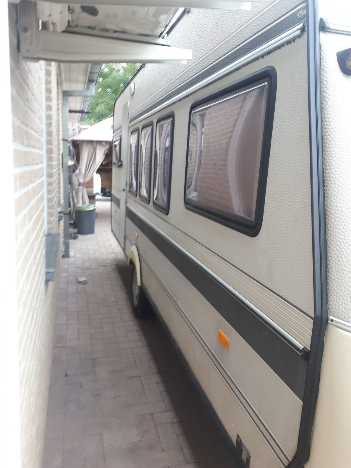 Leuke HOBBY TN 520 met voortent !, Caravans en Kamperen, Rondzit, Hobby, Kluisje, Bedrijf