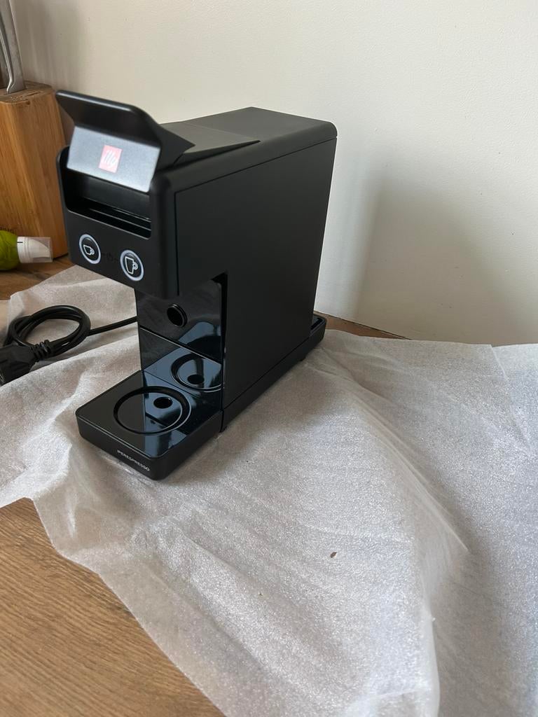 Illy Y3.3 Iperespresso koffiezetapparaat zwart, Koffiepads en cups, Ophalen of Verzenden, 1 kopje, Koffiemachine