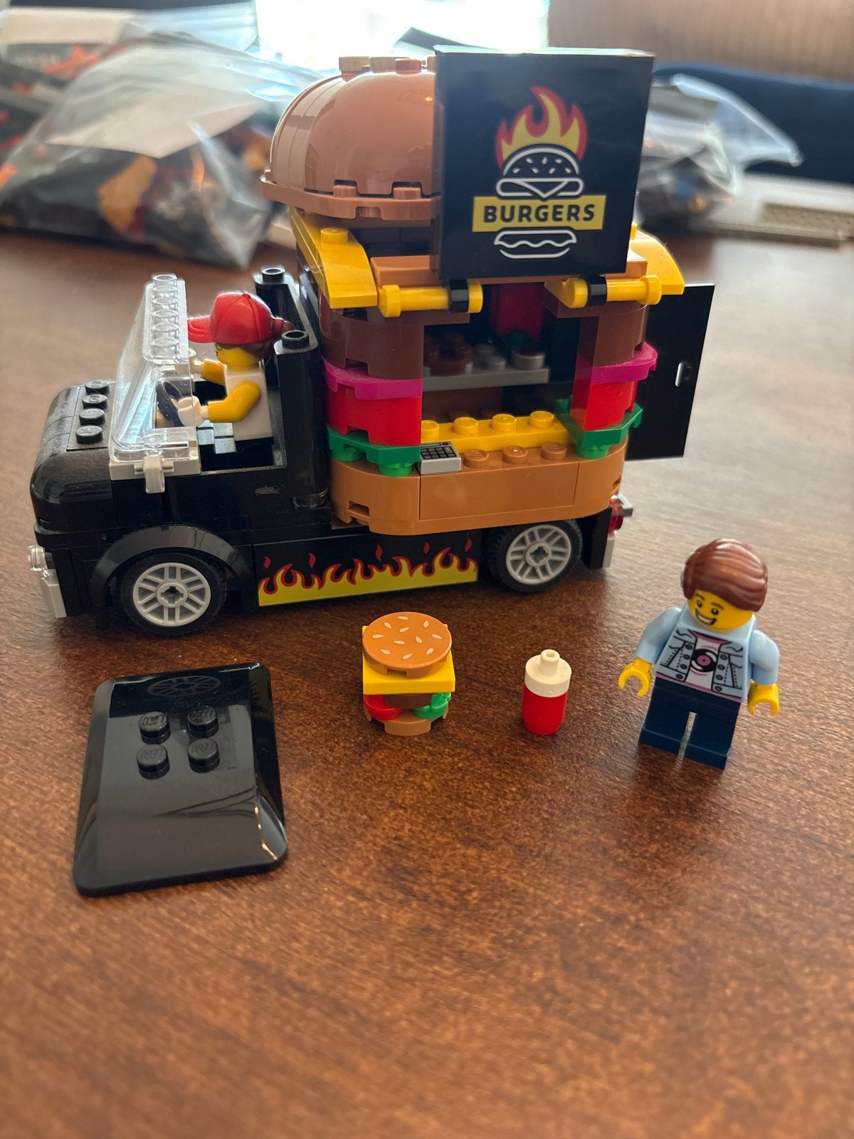 LEGO City 60404 Hamburger Foodtruck - Compleet, Ophalen of Verzenden, Gebruikt, Overige merken