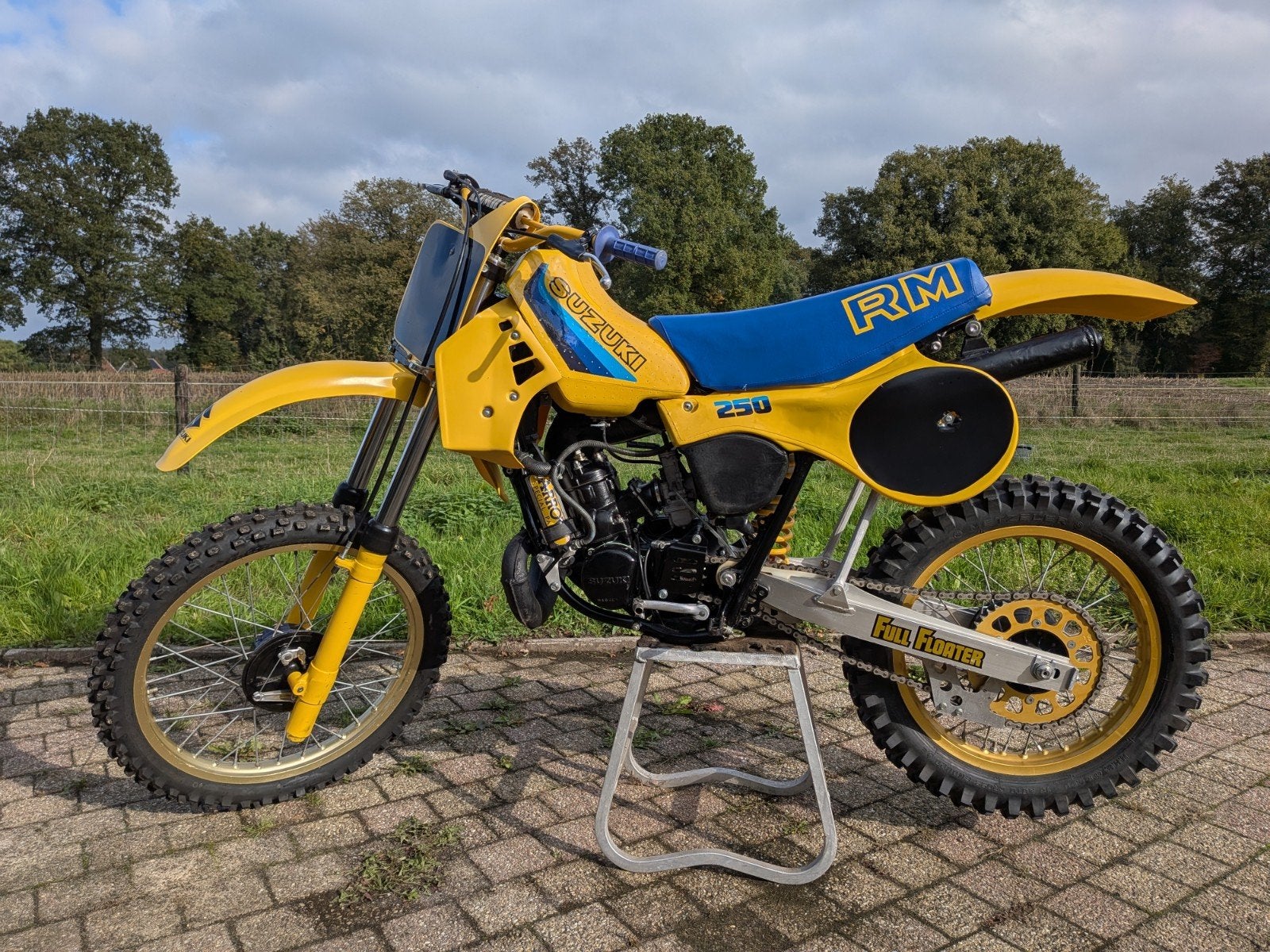 Suzuki rm250 1982, Fietsen en Brommers, 250 cc, Ophalen of Verzenden, Zo goed als nieuw, 5 versnellingen