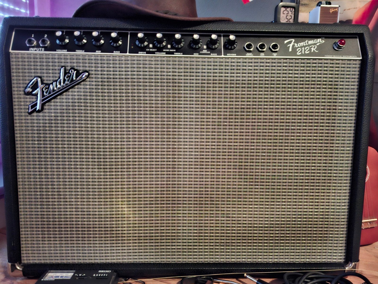 Ruil Fender Frontman 212R Gitaarversterker - Krachtig Geluid, Ophalen, Gebruikt, Minder dan 500 watt