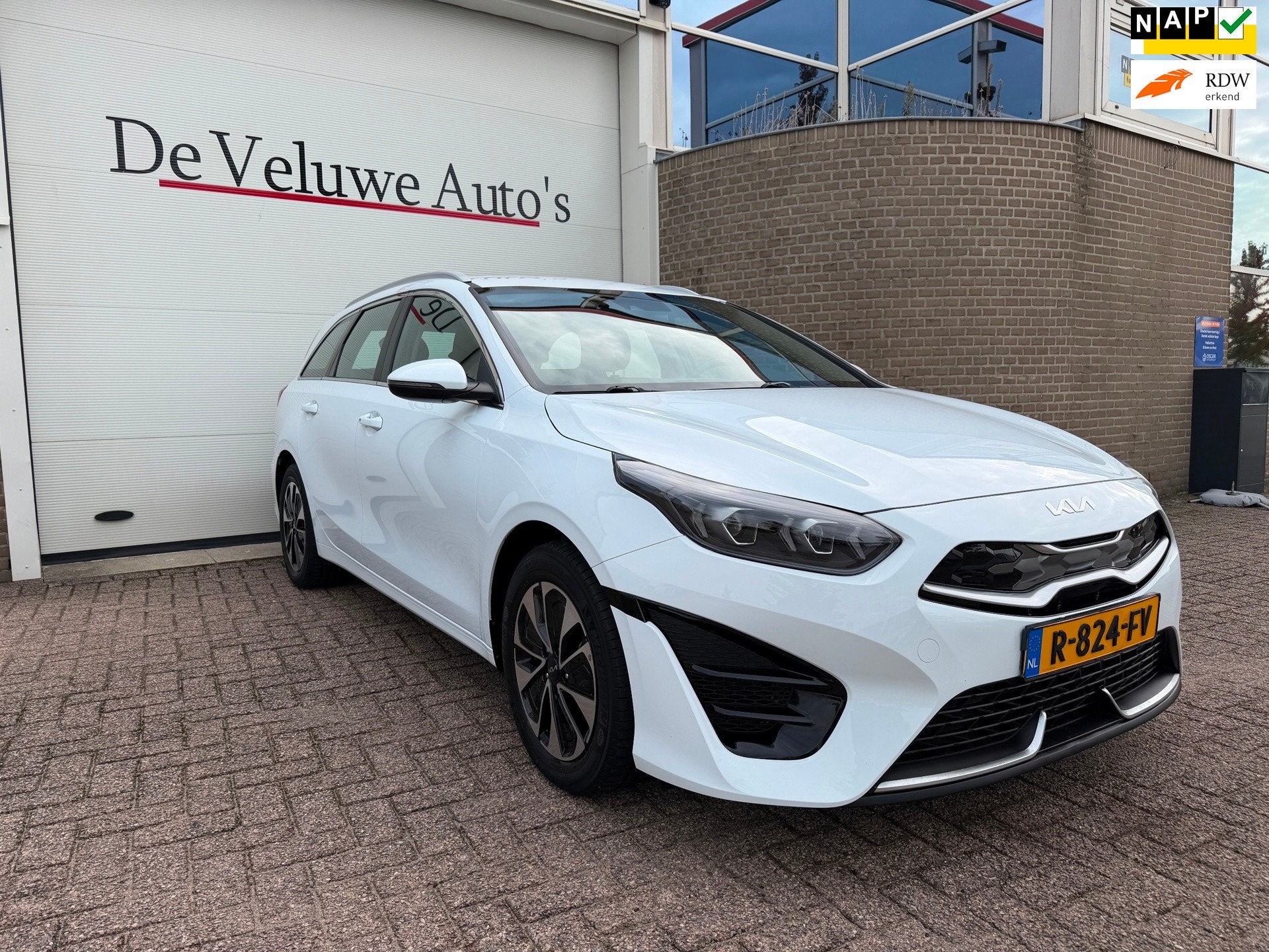 Kia Ceed Sportswagon 1.6 GDI PHEV DynamicLine|1e eig|Camera, Auto's, 8 kWh, Gebruikt, Euro 6, Grijs
