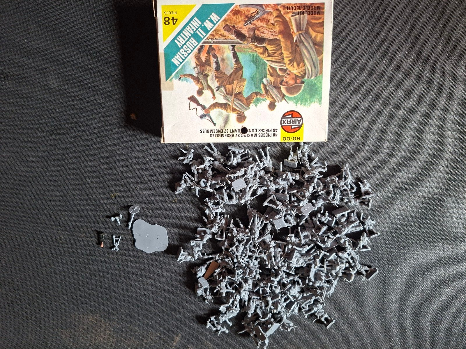 airfix russian infantry, Ophalen of Verzenden, 1:50 of kleiner